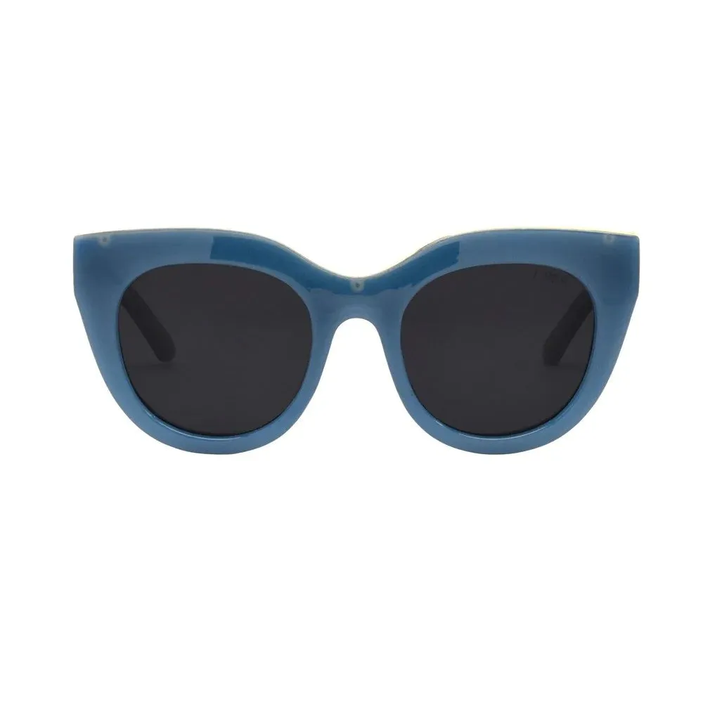 I - SEA - Lana Sunglasses in Sea Blue/Smoke