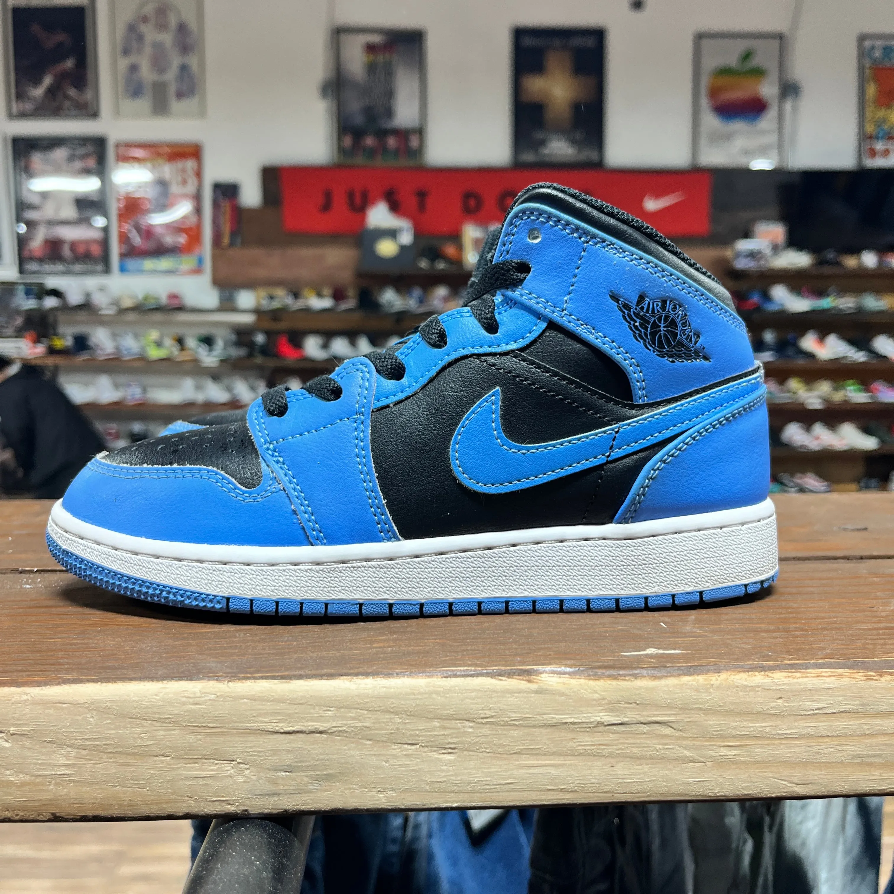 Jordan 1 Mid 'University Blue Black' Size 4.5Y