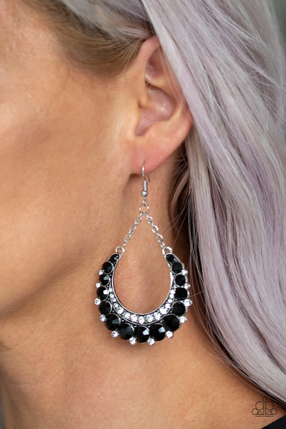 Paparazzi Accessories  - Once In A SHOWTIME #E37 Bin - Black Earring