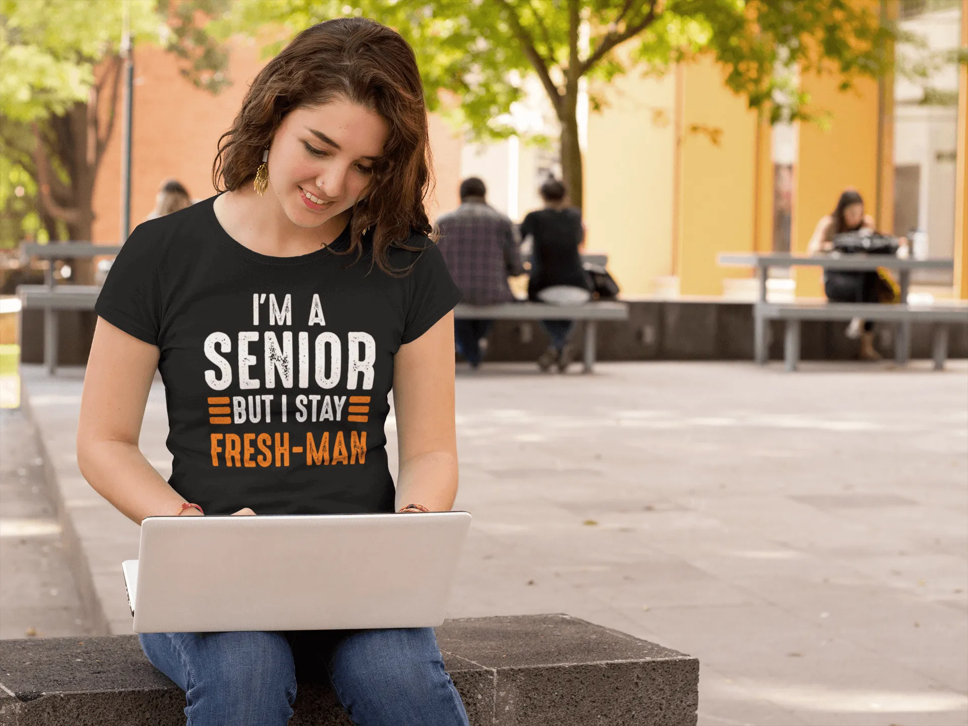 "I'm a Senior But I Stay Freshman" Funny - Unisex T-Shirt